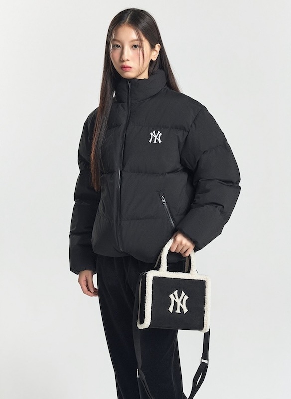 3AORS0746韓国限定販売 冬の新商品 ベーシック ムートン スモール トートバッグ ニューヨーク ヤンキース 3AORS0746韓国限定販売 冬の新商品 ベーシック ムートン スモール トートバッグ ニューヨーク ヤンキース