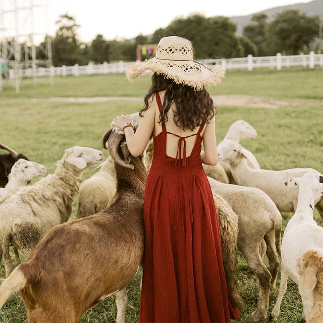 ワンピース ロング 大きいサイズ ワンピース 夏 マキシ丈 スクエアネック Aライン フレア バックシャン 袖なし 清楚 赤 緑 ワンピース ロング 大きいサイズ ワンピース 夏 マキシ丈 スクエアネック Aライン フレア バックシャン 袖なし 清楚 赤 緑