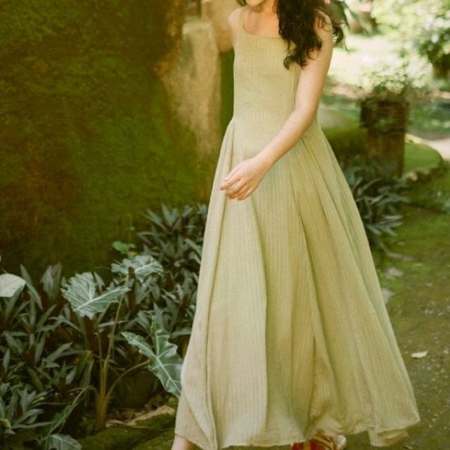 ワンピース ロング 大きいサイズ ワンピース 夏 マキシ丈 スクエアネック Aライン フレア バックシャン 袖なし 清楚 赤 緑 ワンピース ロング 大きいサイズ ワンピース 夏 マキシ丈 スクエアネック Aライン フレア バックシャン 袖なし 清楚 赤 緑