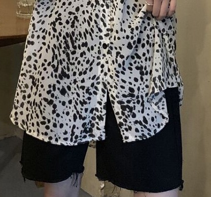 ワンピース　ロングワンピース　ロング　膝丈　シャツワンピース　ｔシャツワンピース　ツーピース　トップス　シャツ　襟付き　ドット柄　フレア　プリーツスカート　キレイ目　カジュアル　おしゃれ　韓国　大人