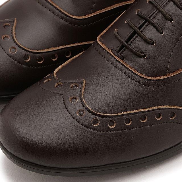 【極美品】◾️ショセ◾️トラベルシューズ◾️ウイングチップ◾️ビブラムソール◾️ブラック Vibram®︎ソール #893C【AUGUST】ブラック – issoku