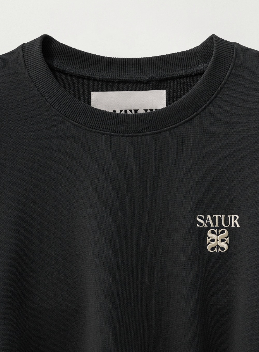 【SATUR】 LOREN CLASSIC LOGO BASIC SWEATSHIRT : CHARCOAL 【SATUR】 LOREN CLASSIC LOGO BASIC SWEATSHIRT : CHARCOAL
