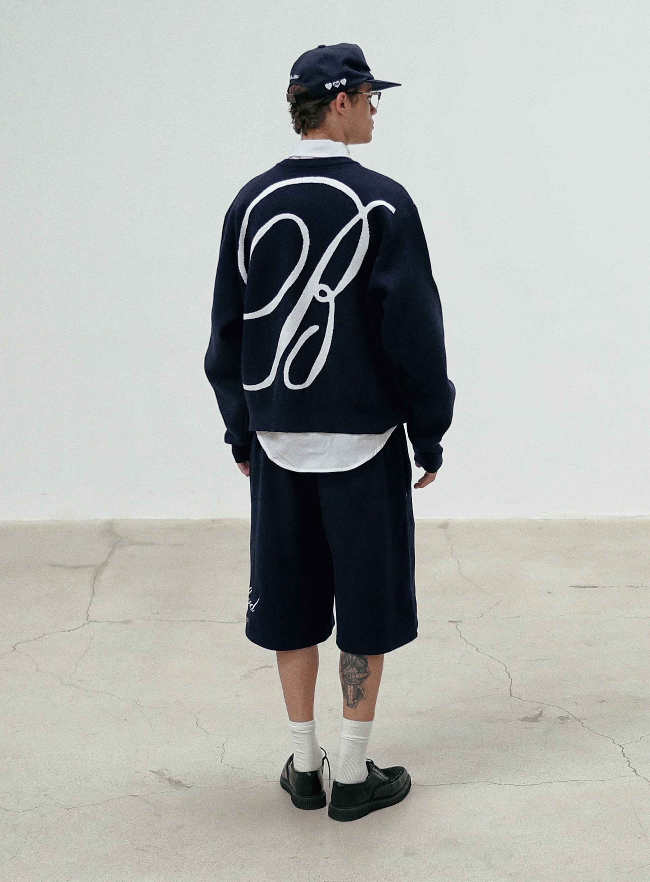 【BADBLOOD】[UNISEX] CLASSIC BIG LOGO CREWNECK SWEATER : NAVY