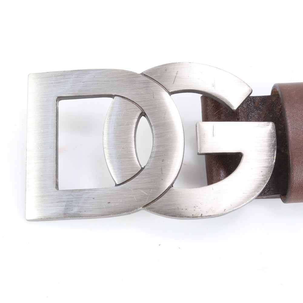 美品 D&G シルバー バックル ブラウン 茶色 ビジネス カジュアル スーツ レザー ベルト メンズ RRE CM30-4 中古 美品 D&G シルバー バックル ブラウン 茶色 ビジネス カジュアル スーツ レザー ベルト メンズ RRE CM30-4 中古
