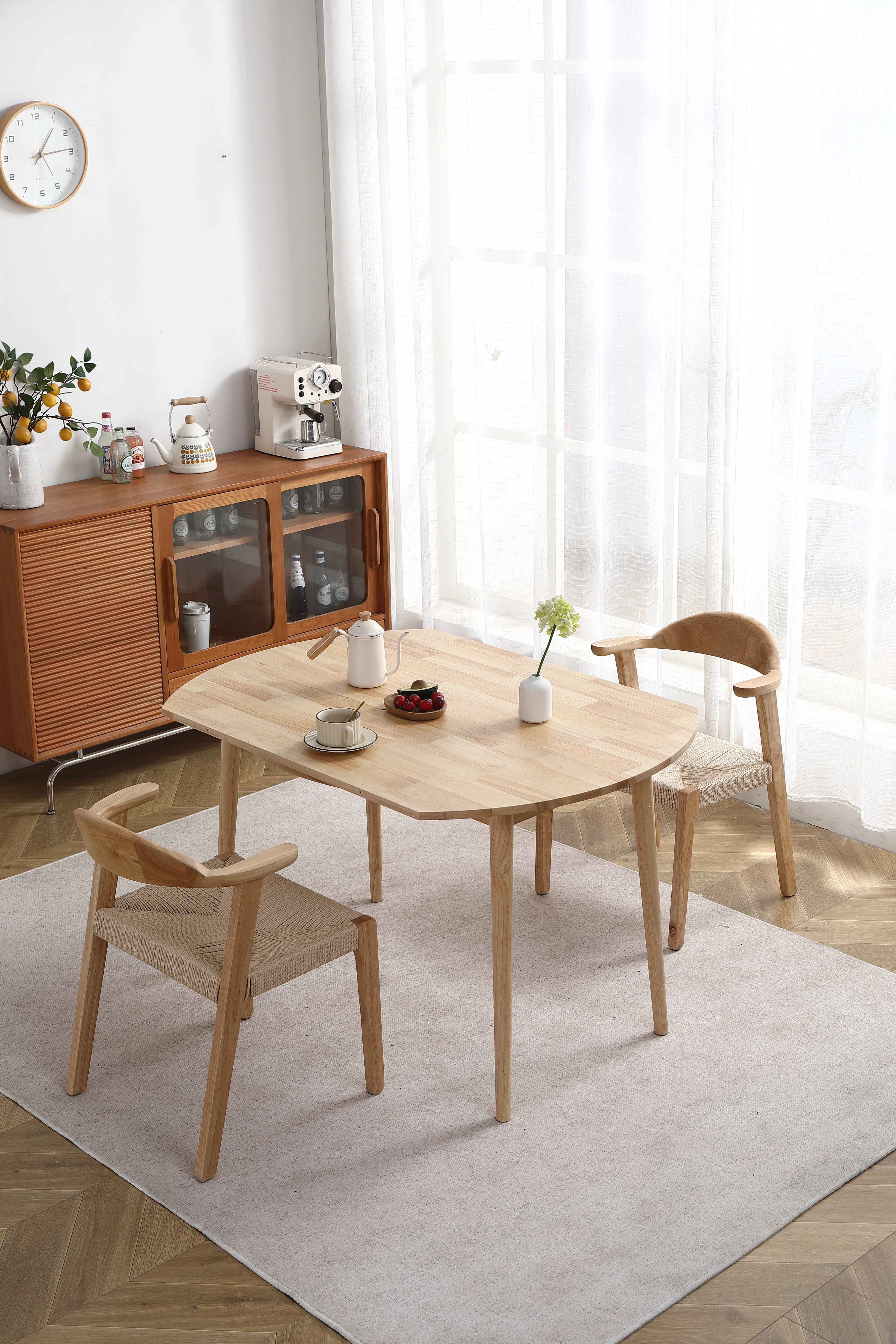 【2点購入で150OFF】【急速出荷】ベレー帽英倫韓国版百合ネット紅韓系薄いモデルは顔小さい秋モデル画家帽子潮を現します