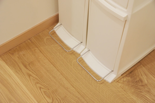 ゴミ箱 2段 LFS-932WH 分別 キッチン 事務所 洗面所 バスルーム トイレ スリム 隙間 ペダル式 ペットボトル 燃えるゴミ ビン 缶