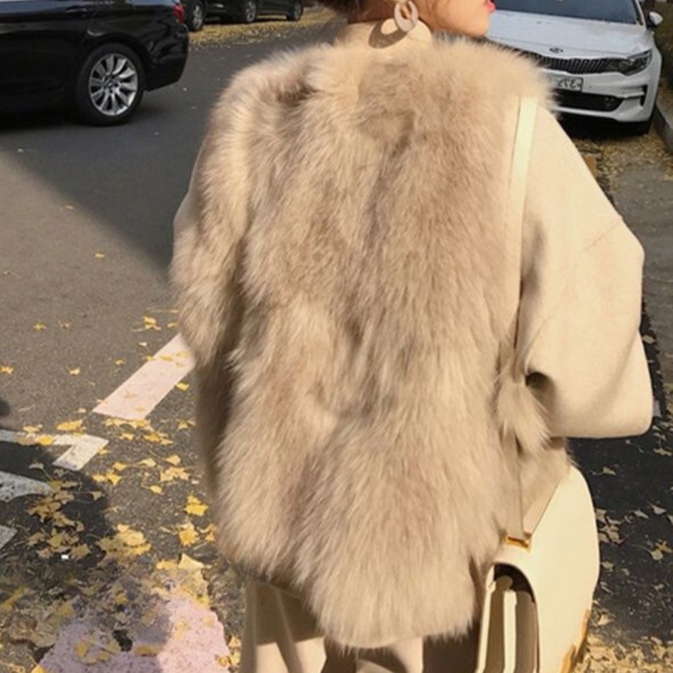 シャギーベスト ファーベスト 黒 ベージュ ベージュ シャギートップス ファートップス ファー エコファー ベスト ジレ 韓国 レディース オルチャン トップス アウター 大人可愛い きれいめ シャギーベスト ファーベスト 黒 ベージュ ベージュ シャギートップス ファートップス ファー エコファー ベスト ジレ 韓国 レディース オルチャン トップス アウター 大人可愛い きれいめ