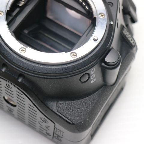 超美品 D5500 ブラック 一眼レフ Nikon 143 超美品 D5500 ブラック 一眼レフ Nikon 143