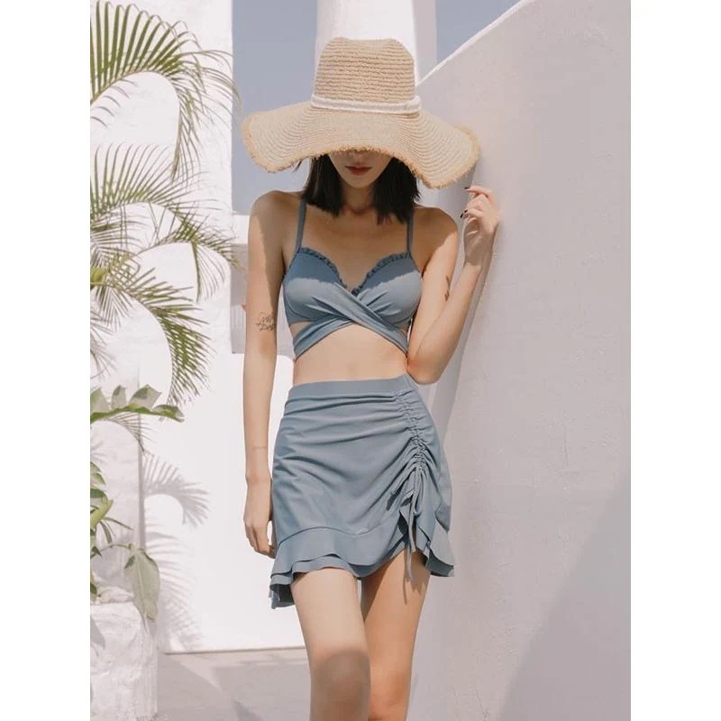 大きいサイズ 【1～3日で出荷】水着 フリルセパレートビキニ プール クロスバンド レディースハイウエスト体型カバー 羽織スカート露出控えパッド付 海