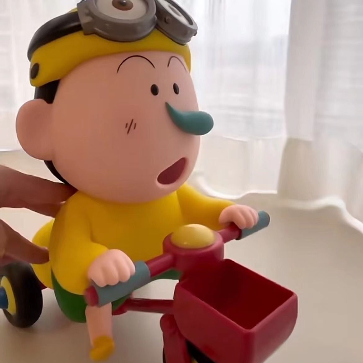 ボーちゃん 単車阿呆 クレヨンしんちゃん シリーズフィギュア 置物アニメのアイデア 大サイズプレゼントリビング 装飾置物 インテリア 誕生日プレゼント