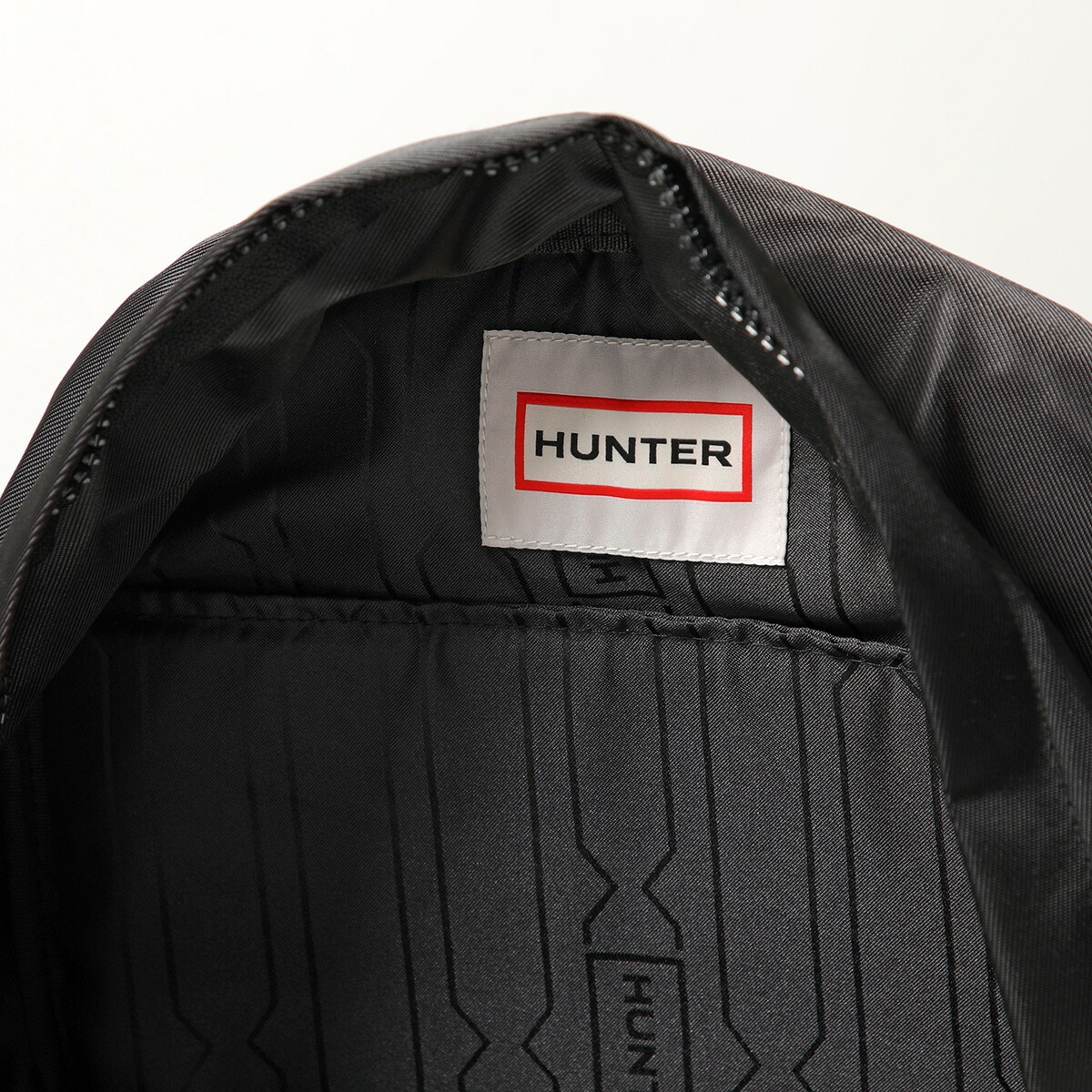 HUNTER ハンター バックパック オリジナル ナイロン UBB6028KBM メンズ リュック デイパック 耐水性 ロゴ 鞄 カラー2色 HUNTER ハンター バックパック オリジナル ナイロン UBB6028KBM メンズ リュック デイパック 耐水性 ロゴ 鞄 カラー2色