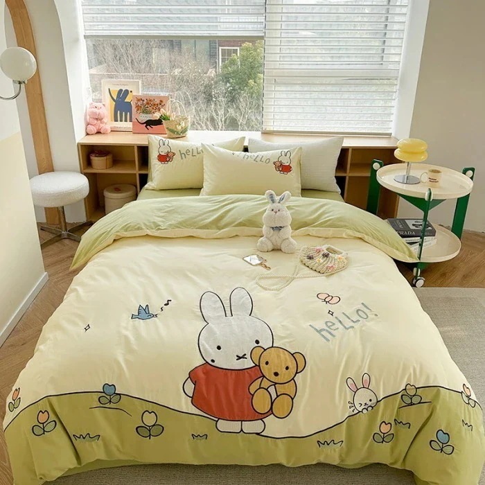 かわいいミッフィーウサギの純綿スモールフレッシュシーツと掛け布団カバーの4点セット子供用二段ベッド綿寝具 かわいいミッフィーウサギの純綿スモールフレッシュシーツと掛け布団カバーの4点セット子供用二段ベッド綿寝具