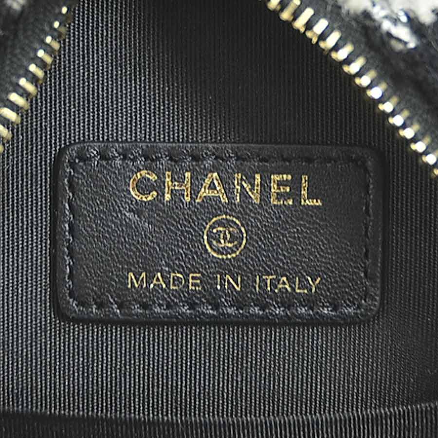 斜め掛けショルダーバッグ ココマーク ツイード/レザー/メタル ホワイト/ブラック/ゴールド/シルバー レディース e57437a pattayablatt.com