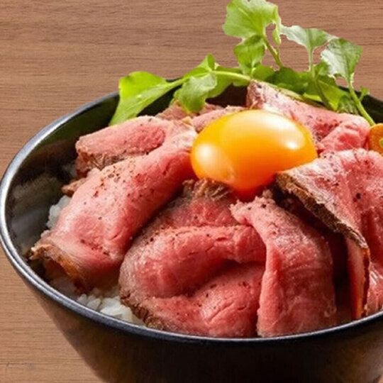日本三大銘柄「近江牛」のローストビーフ500ｇ（250ｇ*2）／使い勝手の良い250g*2パックでお届けします