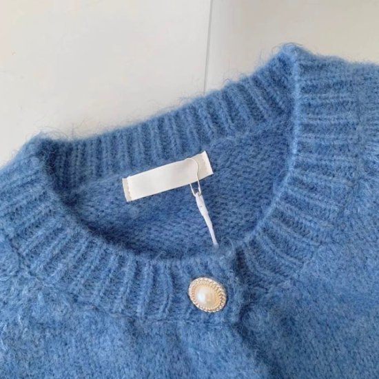 カーディガン レディース ニット セーター ラウンドネック 長袖 パールボタン ポケット レトロ クラシカル 無地 5color かわいい ガーリー カジュアル おでかけ デート おしゃれ カーディガン レディース ニット セーター ラウンドネック 長袖 パールボタン ポケット レトロ クラシカル 無地 5color かわいい ガーリー カジュアル おでかけ デート おしゃれ