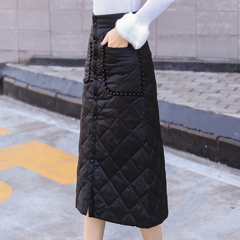 【送料無料】レディース ダウンスカート ダウン ボトムス タイト スカート 巻きスカート ラップスカート 防寒 中綿入り 暖かい 保温 フロントボタン 大きいサイズ 大人可愛い ママコーデ