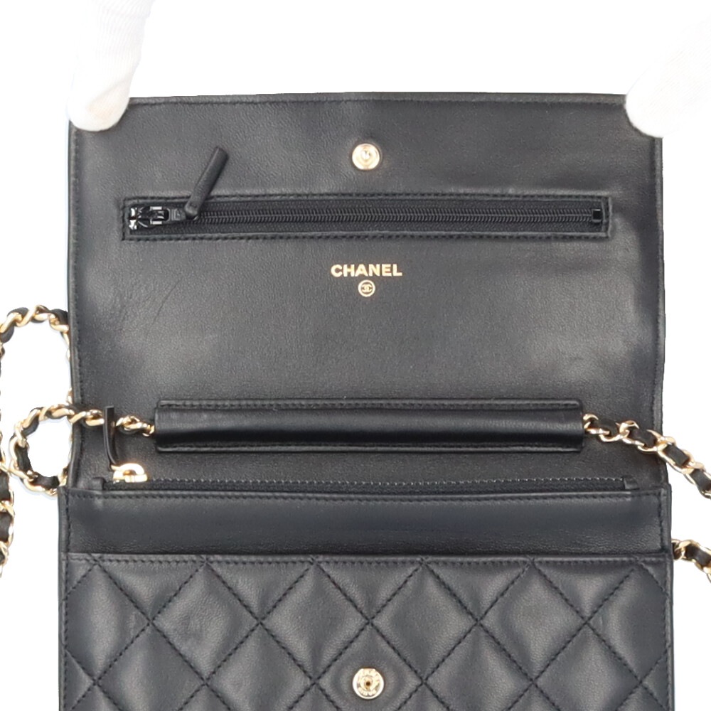 シャネル マトラッセ ウォレットチェーン ラムスキン CHANEL 中古