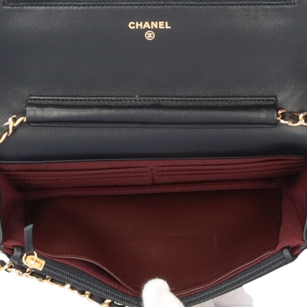シャネル マトラッセ ウォレットチェーン ラムスキン CHANEL 中古