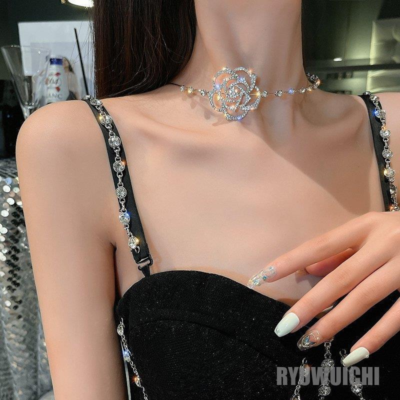 カシャ ヘアアクセ ビジュー お花 パーティー キラキラ シルバーお出かけ おしゃれ 美人 シャビーシック 繊細 ナチュラルテイスト 可愛い[acr89]