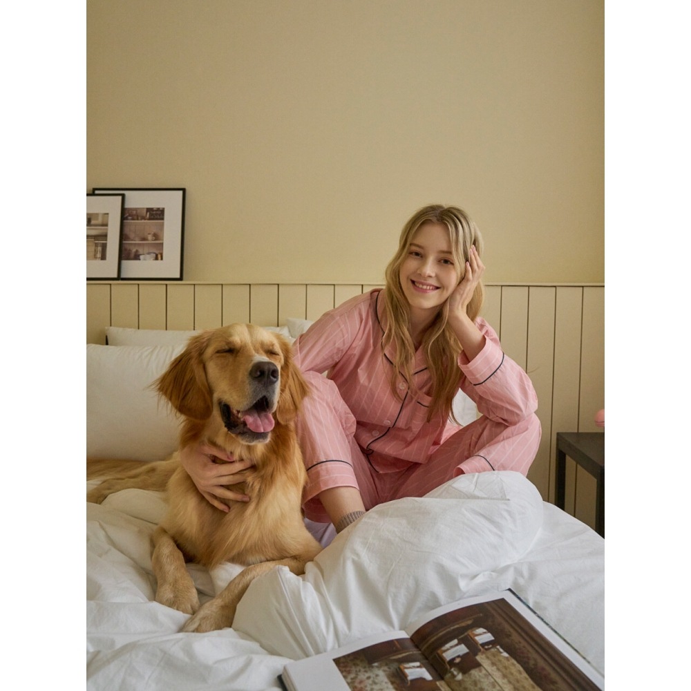 シングルマンションピンクストライ 無地 ミドル 長袖 パジャマ