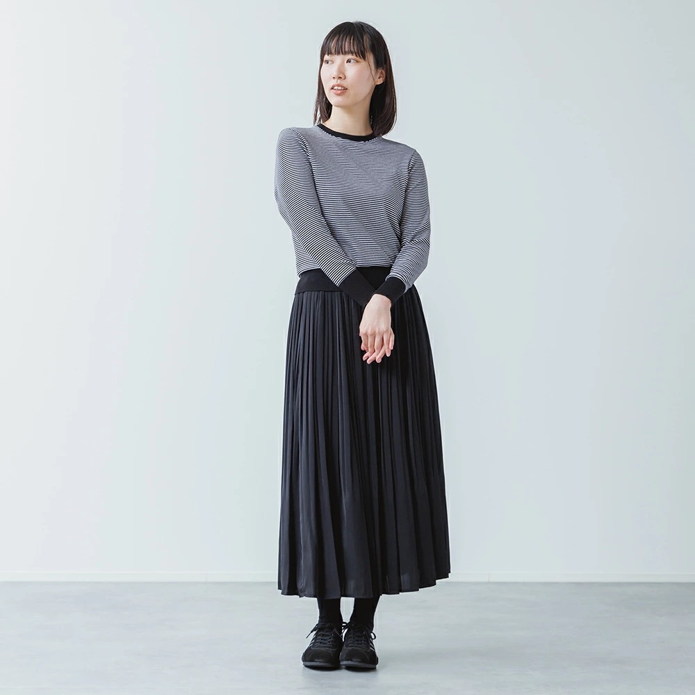 【2025秋冬】sosotto ソソット アンティークサテン 消しプリーツスカート ロングスカート ウエストゴム 無地 裏地付き 2025AW