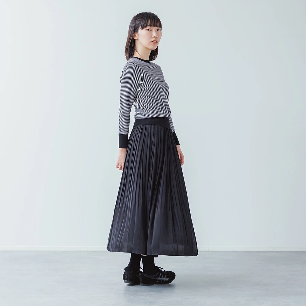 【2025秋冬】sosotto ソソット アンティークサテン 消しプリーツスカート ロングスカート ウエストゴム 無地 裏地付き 2025AW