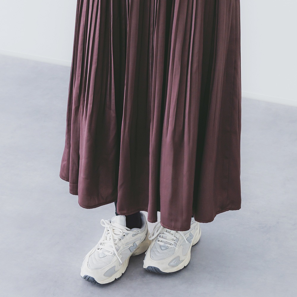 【2025秋冬】sosotto ソソット アンティークサテン 消しプリーツスカート ロングスカート ウエストゴム 無地 裏地付き 2025AW