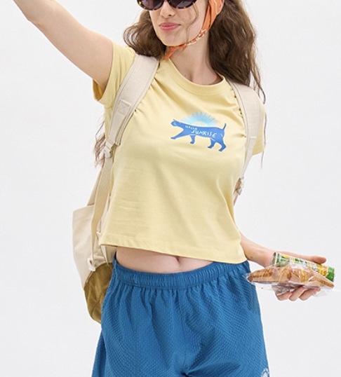HELLO SUNRISE VTG Cat Logo Short Sleeve Tee(W) Butter Yellow