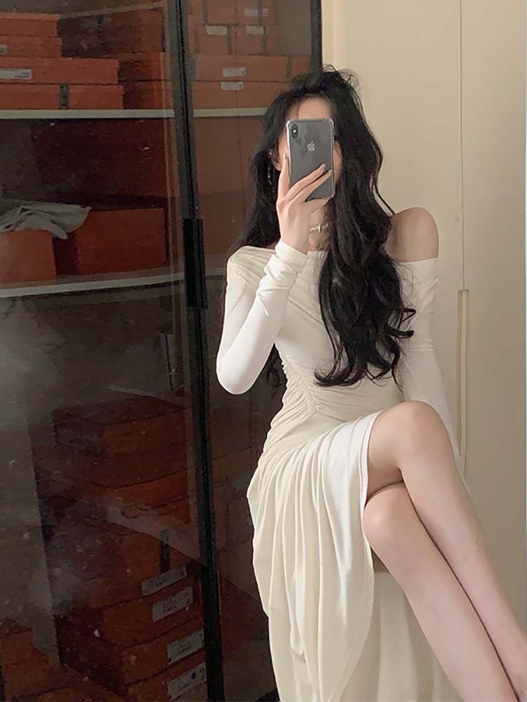 ワンピース デート ワンピドレス 袖あり 長袖 スリム タイト 細身 かわいい 大人可愛い きれいめ シンプル カジュアル 大人 上品 おしゃれ お洒落 主役級 存在感 春 秋 10代 20代 30代 ワンピース デート ワンピドレス 袖あり 長袖 スリム タイト 細身 かわいい 大人可愛い きれいめ シンプル カジュアル 大人 上品 おしゃれ お洒落 主役級 存在感 春 秋 10代 20代 30代