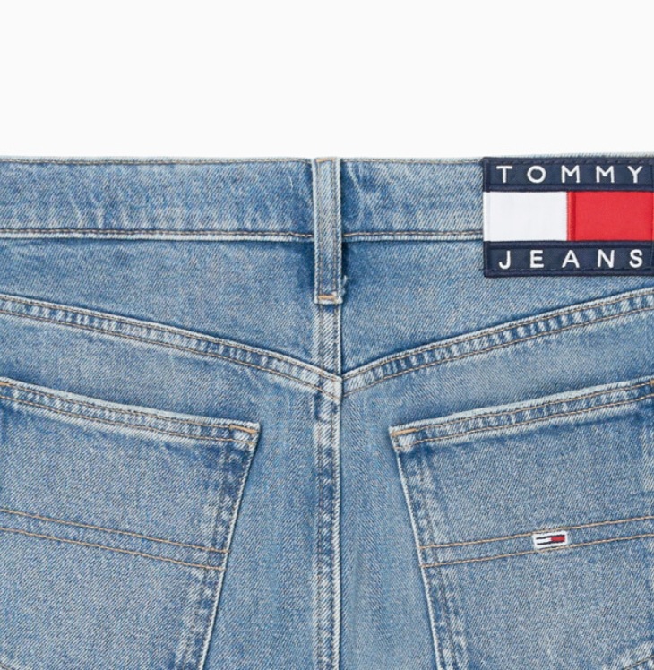 ITZY Mid-Rise Mini Skirt ITZY Mid-Rise Mini Skirt