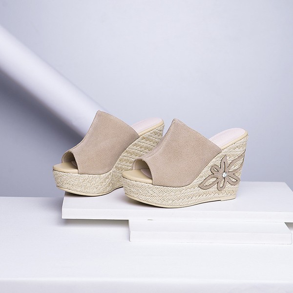 サンダル レディース ミュール スエードウエッジソールサンダル かかとなし つっかけ シンプル カジュアル 美脚 ウェッジソール スエード ヒール 花火大会 おしゃれ 韓国di138x0x0x0 サンダル レディース ミュール スエードウエッジソールサンダル かかとなし つっかけ シンプル カジュアル 美脚 ウェッジソール スエード ヒール 花火大会 おしゃれ 韓国di138x0x0x0