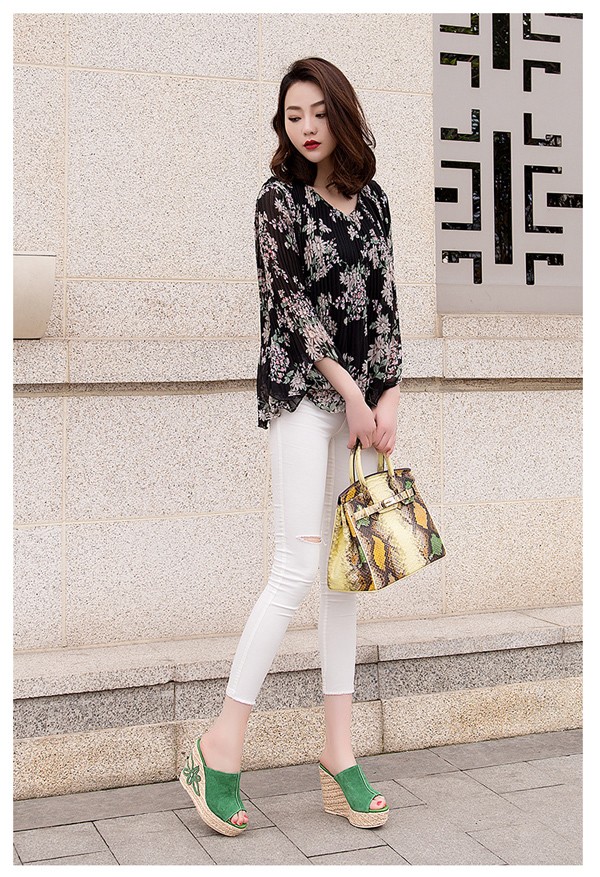 サンダル レディース ミュール スエードウエッジソールサンダル かかとなし つっかけ シンプル カジュアル 美脚 ウェッジソール スエード ヒール 花火大会 おしゃれ 韓国di138x0x0x0 サンダル レディース ミュール スエードウエッジソールサンダル かかとなし つっかけ シンプル カジュアル 美脚 ウェッジソール スエード ヒール 花火大会 おしゃれ 韓国di138x0x0x0