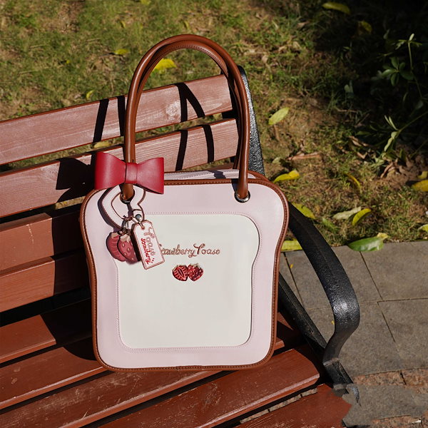 Qoo10] 痛バッグ 痛バ 58 75mm 缶バッジ