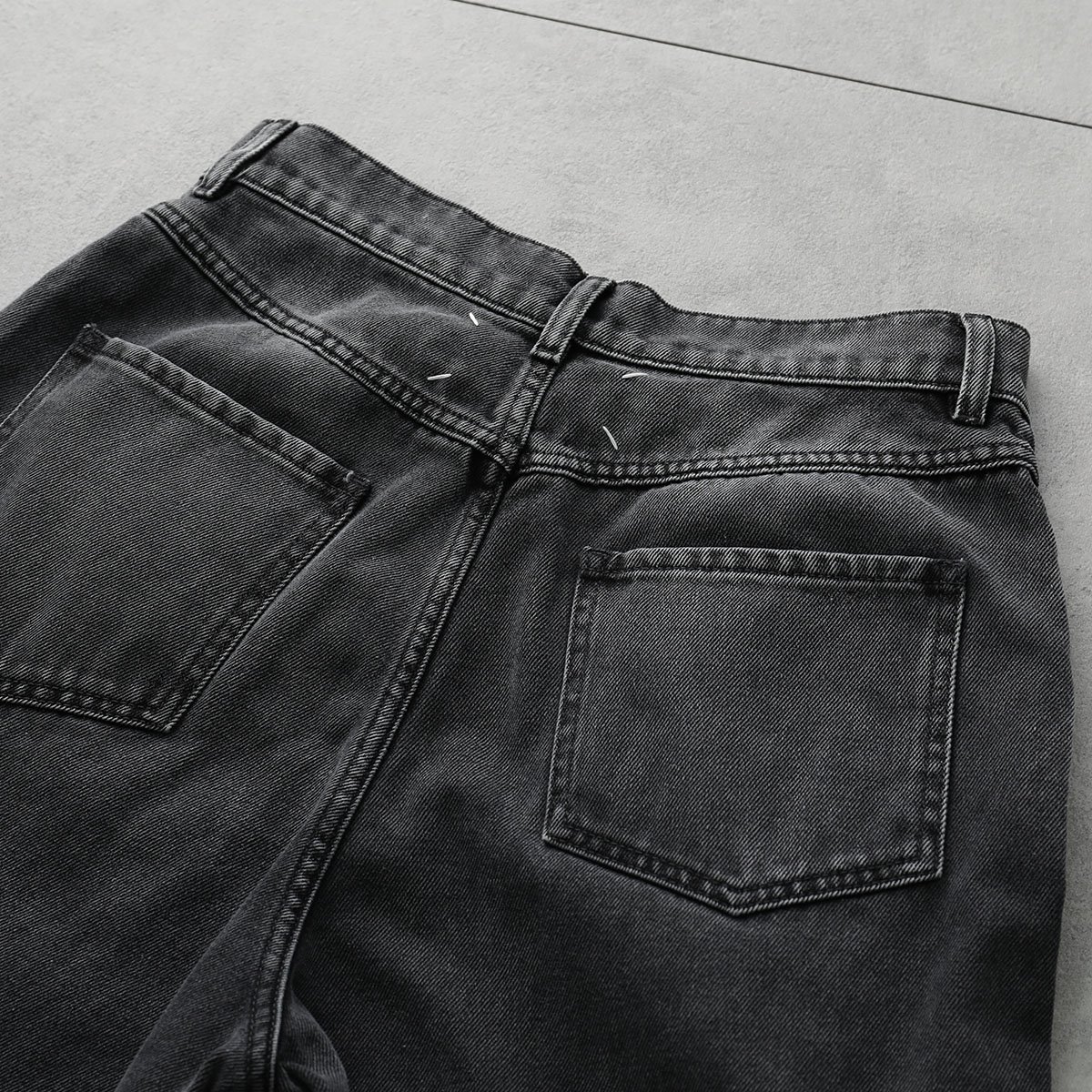 MAISON MARGIELA メゾンマルジェラ 1 ジーンズ S51LA0051 S30743 レディース デニムパンツ スラッシュディテール カットアウト ジーパン 965