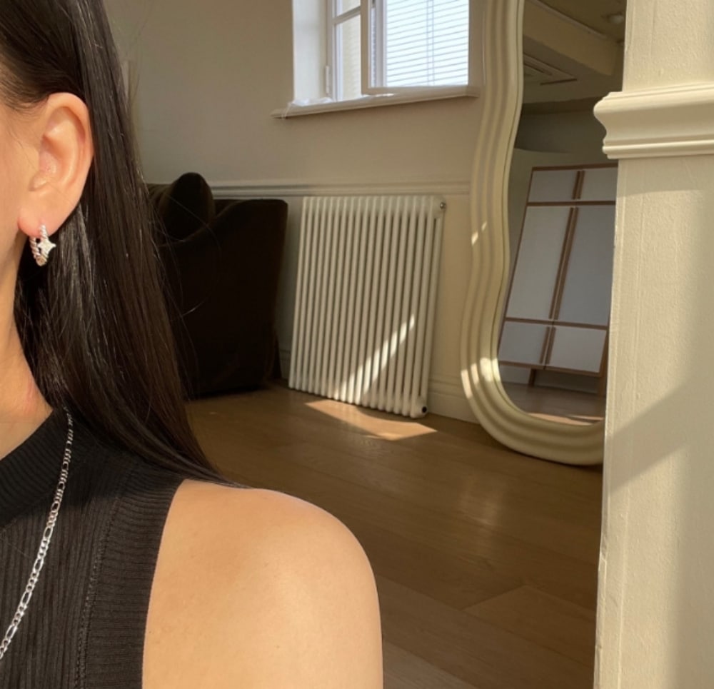 BTS着用/クーポン贈呈/韓国ファッション/ 22ss/ジュエリー/Momento Earrings ピアス