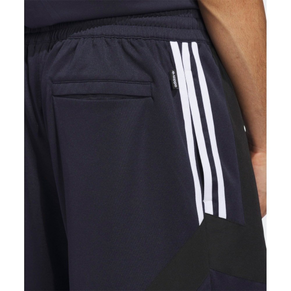 アディダス スケートボード フットボール ショートパンツ ネイビー JC7604 アディダス スケートボード フットボール ショートパンツ ネイビー JC7604