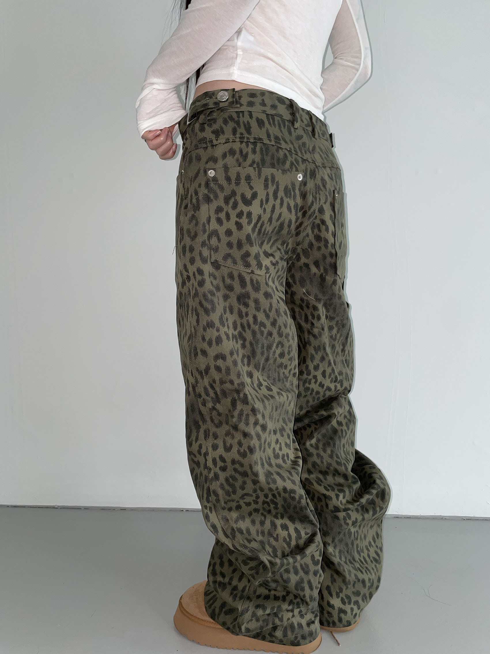 【THEAIRTOWN】 zoo carpenter wide pt THEAIRTOWN】zoo carpenter wide pt☆追跡可 (THEAIRTOWN/パンツ