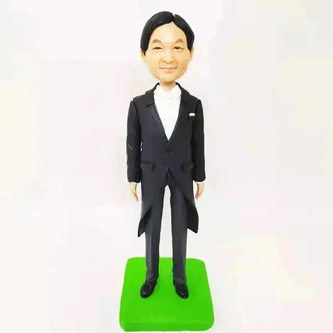 【オーダーメイド】3D肖像画 似顔絵 写真 人形 フィギュア 祖父母 記念日 誕生日 還暦 退職 敬老の日 プレゼント 【オーダーメイド】3D肖像画 似顔絵 写真 人形 フィギュア 祖父母 記念日 誕生日 還暦 退職 敬老の日 プレゼント