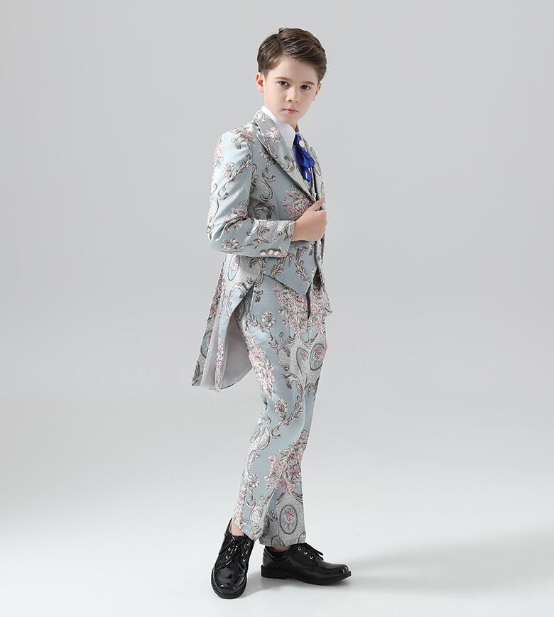 上品 3点セット 刺繍 子供スーツ 上品 燕尾服スーツ ドレスコート 男の子スーツ キッズ カジュアル