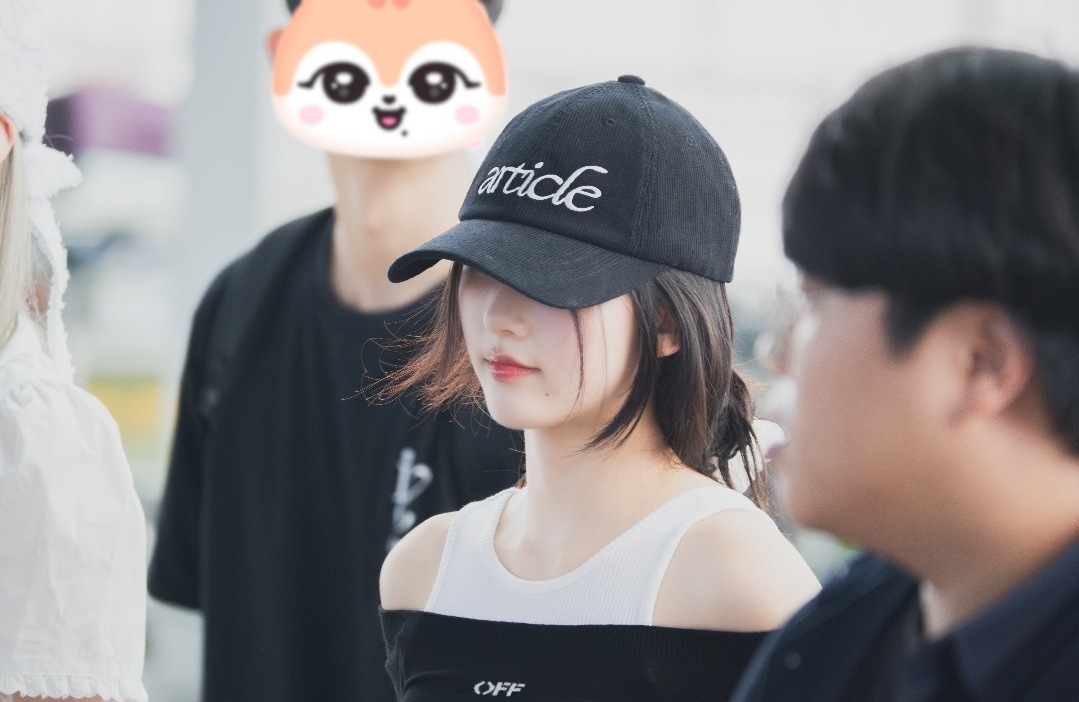 [IVE ガウル 着用] ARTICLE CORDUROY CAMP CAP 2色 + Omake Qoo10] [IVE ガウル 着用] [EN OR]