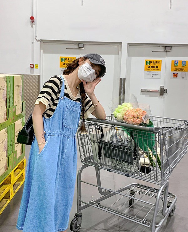 デニム サスペンダースカート 吊りスカート 夏ワンピ ワンピース 春夏 ロング丈 オシャレ 大きめ デニムスカート スリット入り 大人可愛い レディース 韓国 ブルー カジュアル　ダークブルー　ライト