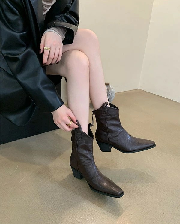 美品✨銀座ヨシノヤ　ショートブーツ　ゴアテックス　防水　黒　ナイロン 美品✨銀座ヨシノヤ ショートブーツ ゴアテックス 防水 黒 ナイロン