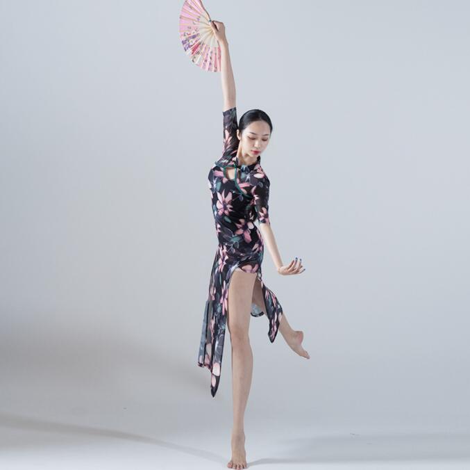 花柄チャイナドレス レディースダンスウェア 古典ダンスウェア ベリーダンス衣装 五分袖 中華風 透け感 密着ワンピース ロング丈 立ち襟 中華古典 ダンス練習着 レッスン着 古典ダンス/ヨガ/バレエ 花柄チャイナドレス レディースダンスウェア 古典ダンスウェア ベリーダンス衣装 五分袖 中華風 透け感 密着ワンピース ロング丈 立ち襟 中華古典 ダンス練習着 レッスン着 古典ダンス/ヨガ/バレエ