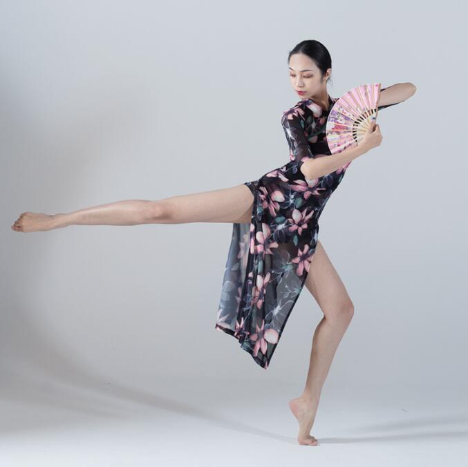 花柄チャイナドレス レディースダンスウェア 古典ダンスウェア ベリーダンス衣装 五分袖 中華風 透け感 密着ワンピース ロング丈 立ち襟 中華古典 ダンス練習着 レッスン着 古典ダンス/ヨガ/バレエ 花柄チャイナドレス レディースダンスウェア 古典ダンスウェア ベリーダンス衣装 五分袖 中華風 透け感 密着ワンピース ロング丈 立ち襟 中華古典 ダンス練習着 レッスン着 古典ダンス/ヨガ/バレエ