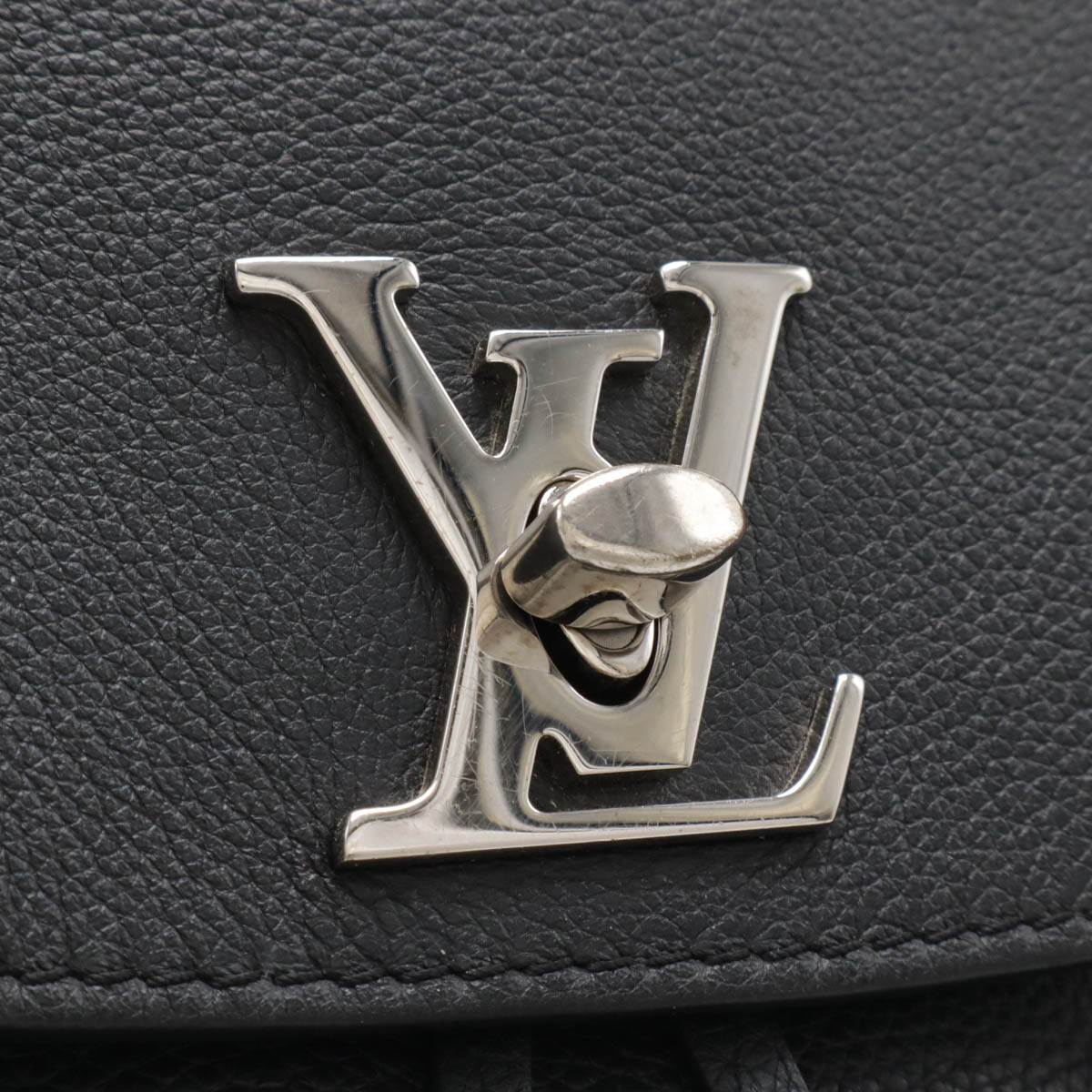 ロックミー バックパック リュックサック カーフレザー ノワール 黒 ブラック シルバー金具 M4181