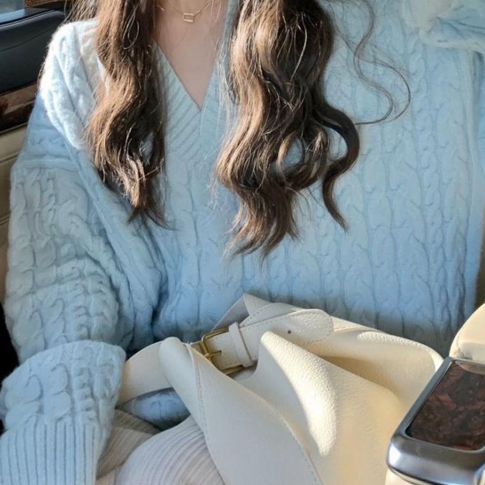 レディース トップス ニット セーター プルオーバー ウール 普通丈 レギュラー丈 ドロップショルダー 萌袖 Vネック ストレート フェミニン リブ ケーブルニット 伸縮性 大人可愛い シンプル レディース トップス ニット セーター プルオーバー ウール 普通丈 レギュラー丈 ドロップショルダー 萌袖 Vネック ストレート フェミニン リブ ケーブルニット 伸縮性 大人可愛い シンプル