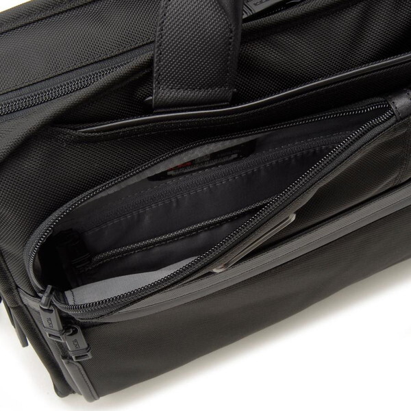 トゥミ ブリーフケース ブラック 02603182 D3 SLIM THREE WAY BRIEF BLACK 並行輸入品 トゥミ ブリーフケース ブラック 02603182 D3 SLIM THREE WAY BRIEF BLACK 並行輸入品