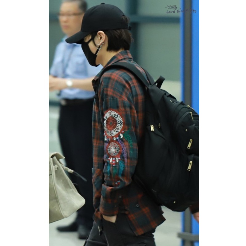 (ANOTHING) DREAMCATCHER DROP-SHOULDER SHIRT_BTS着用 (ANOTHING) DREAMCATCHER DROP-SHOULDER SHIRT_BTS着用