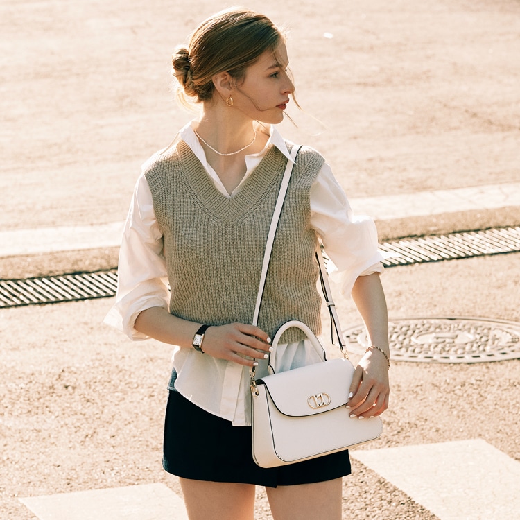 ORYANY 韓国人気 Lady Satchel M 2色 新商品 韓国人気 韓国ファッション 女性バッグ ショルダーバッグ クロスバック 大学生 ファッションバッグ ハンドバッグ ORYANY 韓国人気 Lady Satchel M 2色 新商品 韓国人気 韓国ファッション 女性バッグ ショルダーバッグ クロスバック 大学生 ファッションバッグ ハンドバッグ