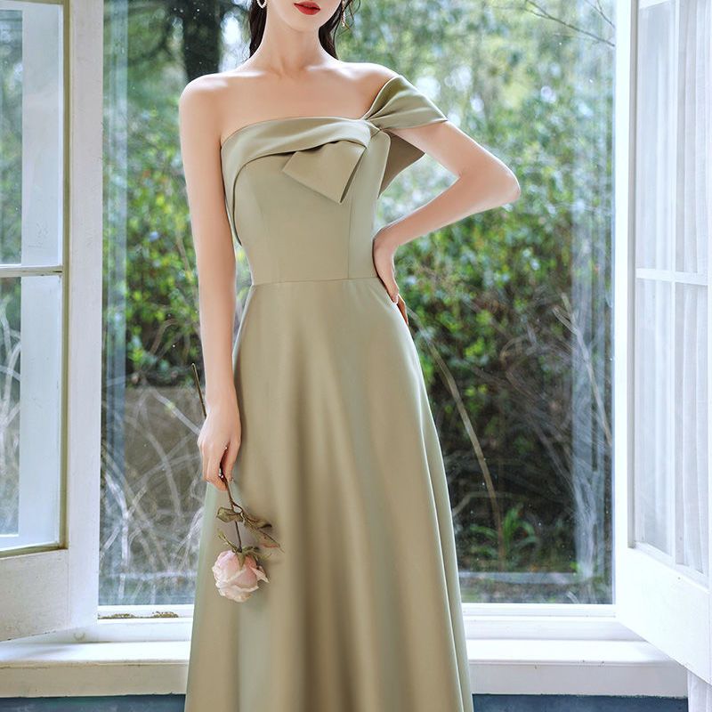 【超人気商品】2024 パーティードレ ウェディング セクシーベルベットイブニングドレスディープ 結婚式 お呼ばれ 披露宴 二次会 ウェディング 発表会 誕生日 演奏会 花嫁 ドレス